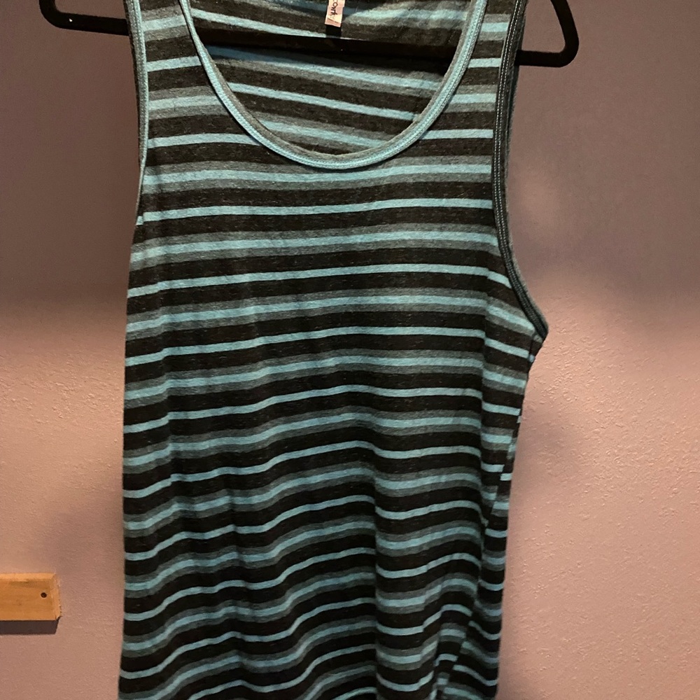 Lot of 2 men’s tank tops size Medium